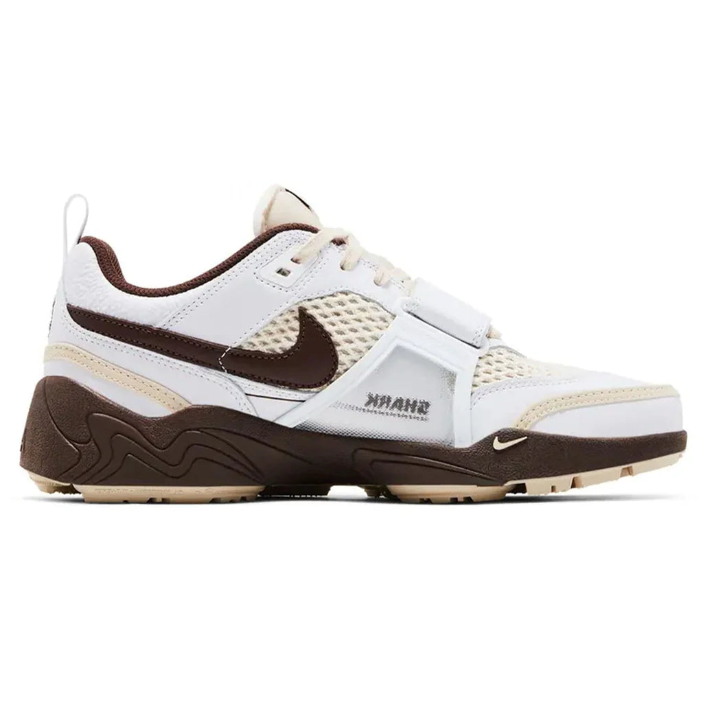 Nike Zoom field Jaxx Travis Scott X  light chocolate
