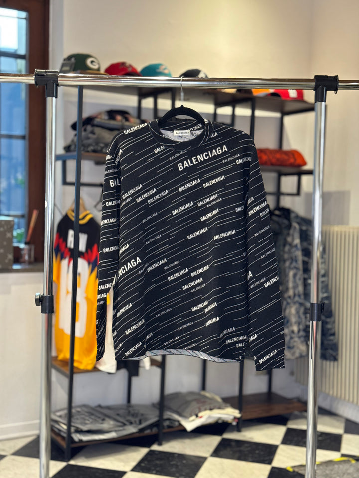 Balenciaga Maglione Leggero COND: 9.9/10