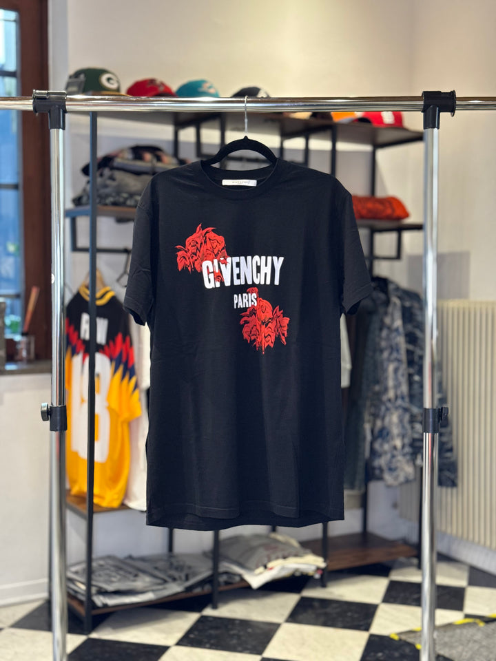 Givenchy T-Shirt COND: 9.9/10