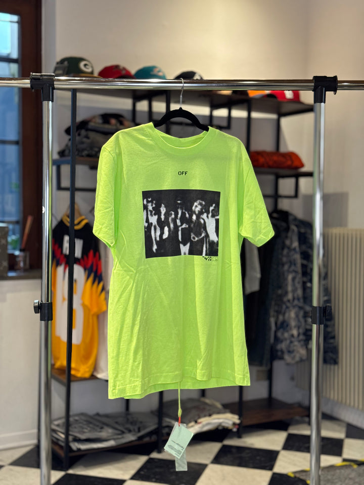 Off-White T-Shirt COND: 9.9/10