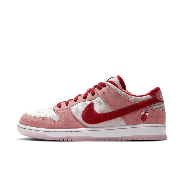 Nike SB Dunk Low “StrangeLove Skateboards”