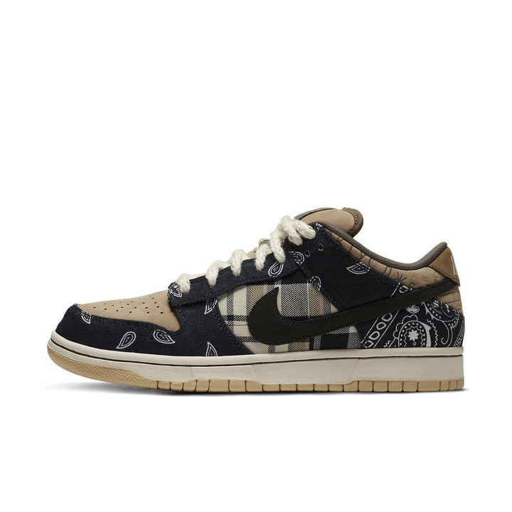 Nike SB Dunk Low “Travis Scott”