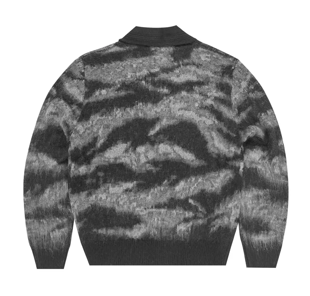 Corteiz Maglione in Mohair "Fuzzy Collar" (Nero Camo)